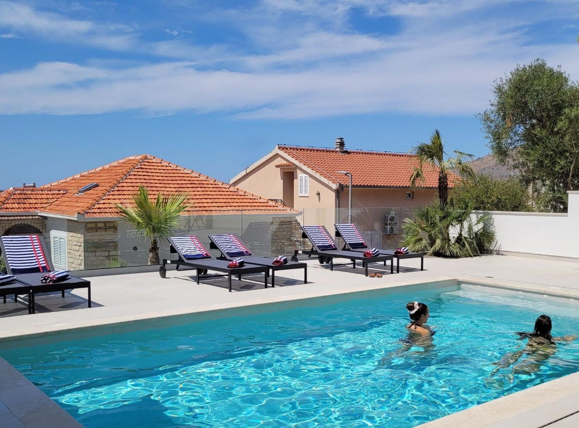 Villa Oasis Trogir Exterior photo