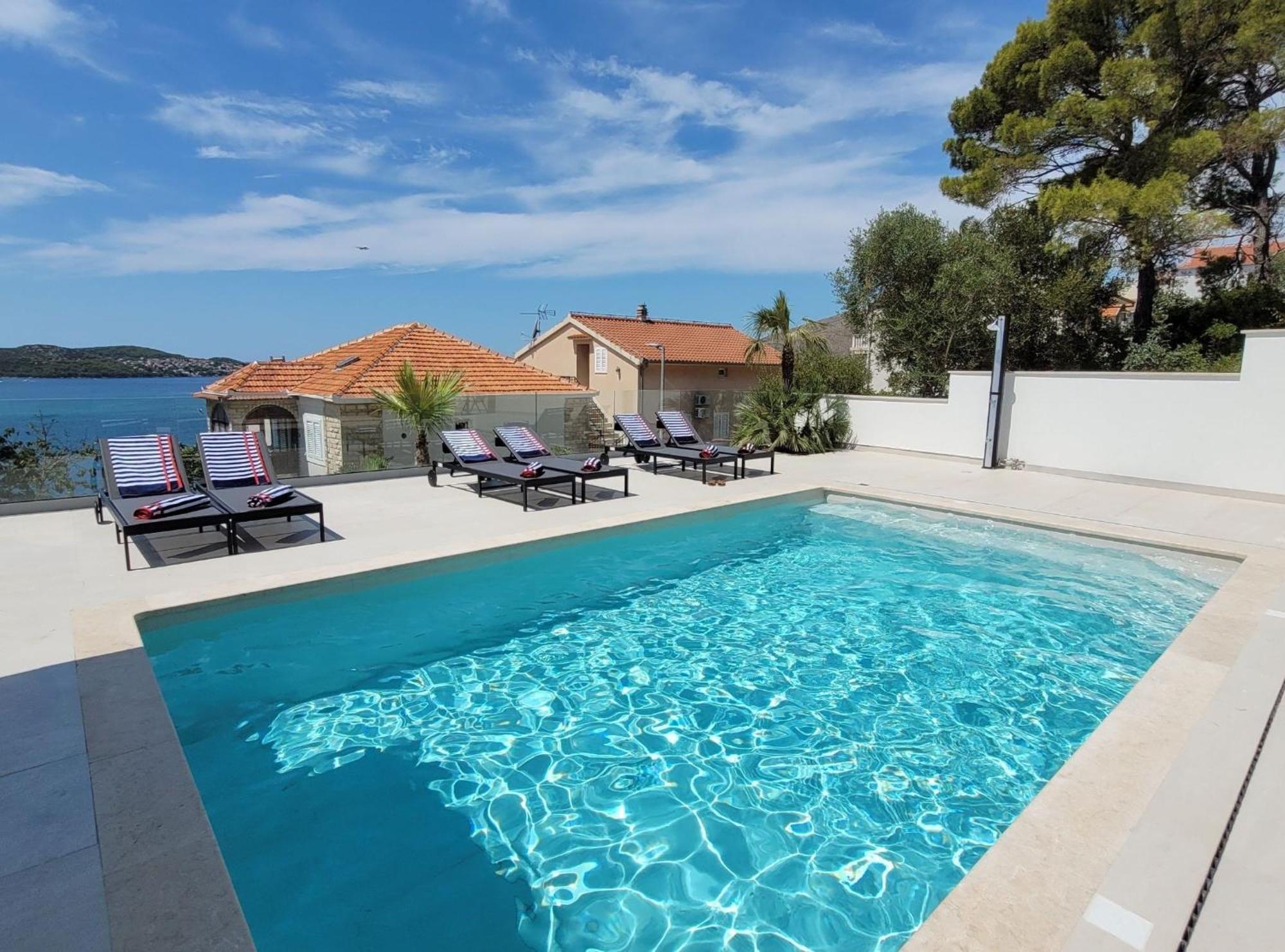 Villa Oasis Trogir Exterior photo