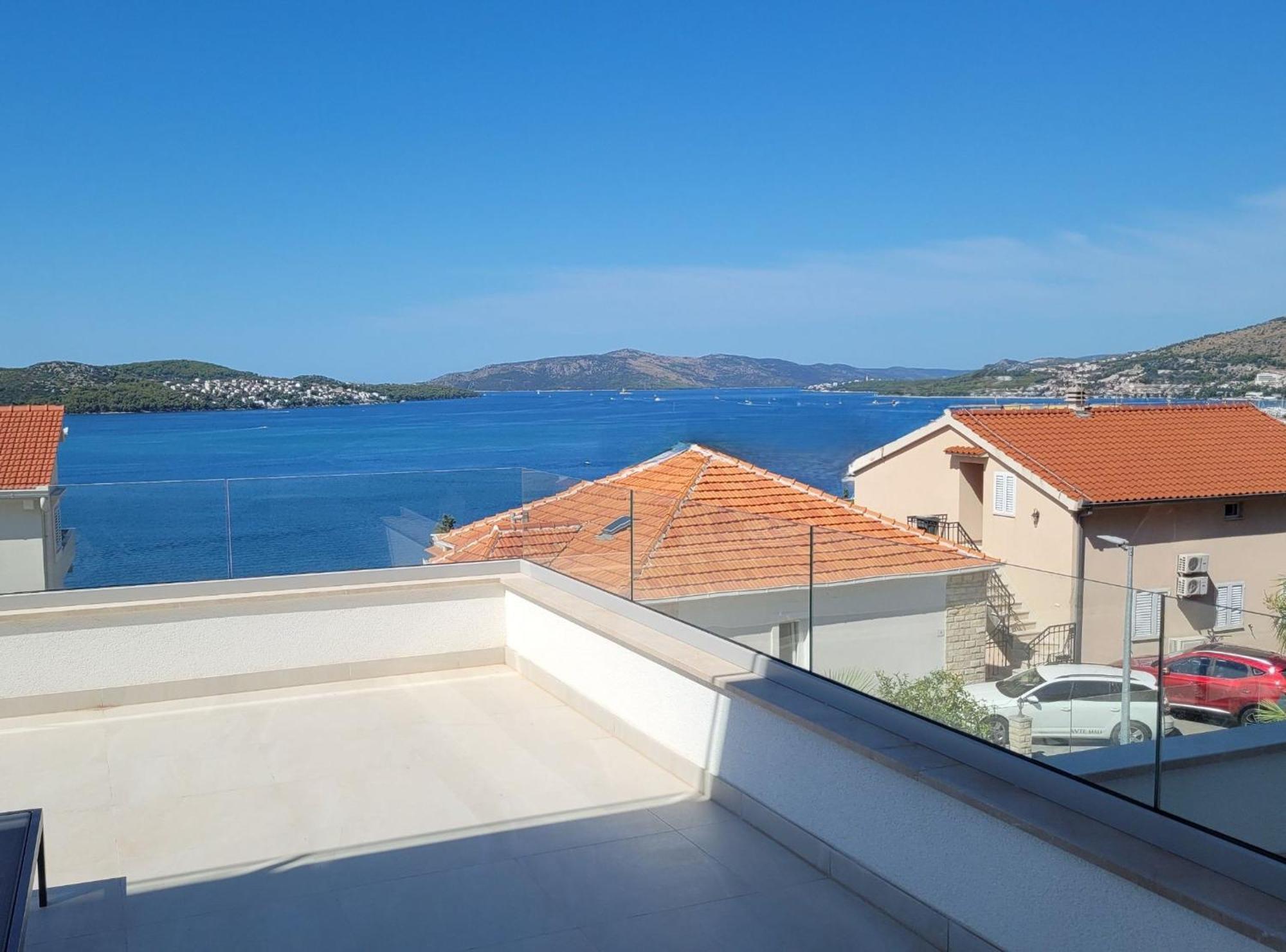 Villa Oasis Trogir Exterior photo